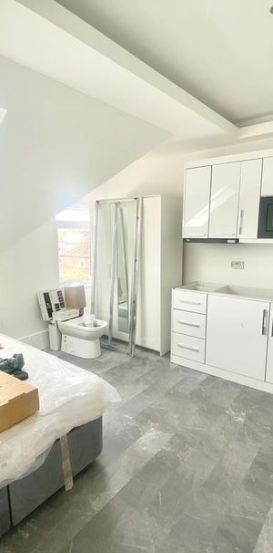 Studio to rent - Photo 1