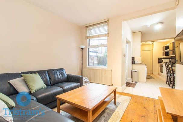 Hungerton Street, Lenton, NG7 - Photo 1