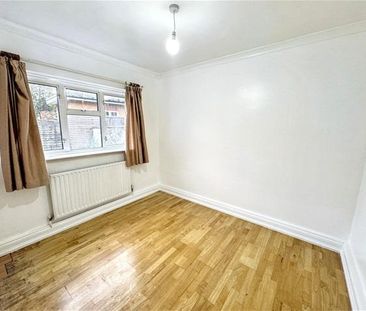 2 bedroom maisonette to rent - Photo 3