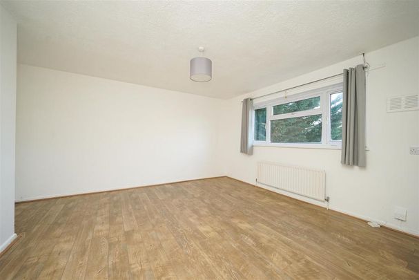 2 bedroom maisonette to rent - Photo 1