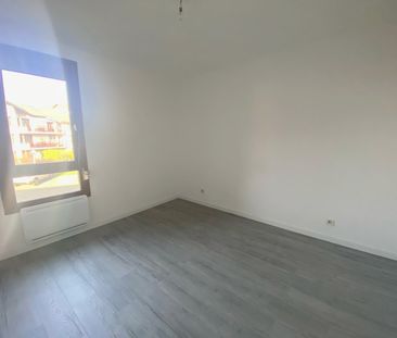 Location Appartement 3 pièces 82m² - Photo 5