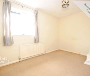 2 bedroom end of terrace house to rent - Photo 4