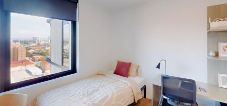 Twin Bed Studio - High Floor - Photo 4