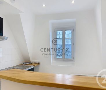 Location Appartement 1 pièce 38m² PARIS 9ème - Photo 1