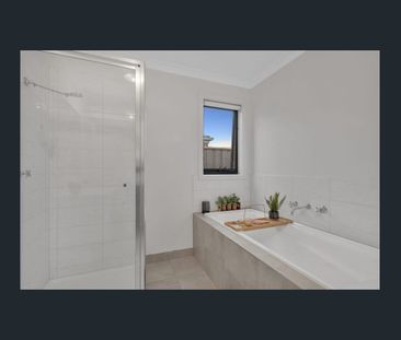 Contemporary Family Living in a Growing Mickleham Pocket -6 Beavers... - Photo 6