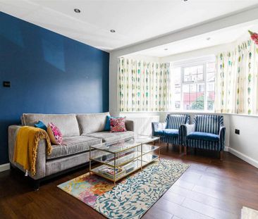 4 bedroom terraced house to rent - Photo 1