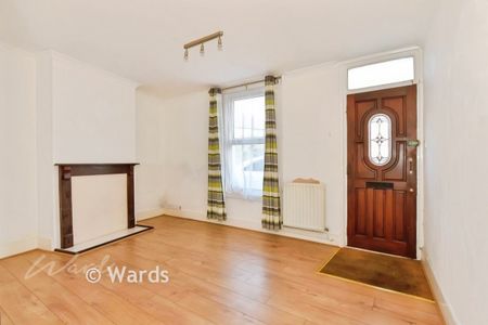 2 bedroom end of terrace house to rent - Photo 4