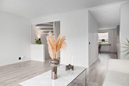 Värbyängen, Bara - Photo 2