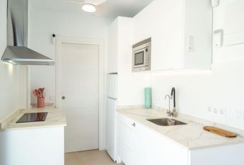 PRECIOSO ESTUDIO CON AMPLIA TERRAZA EN LOS BOLICHES