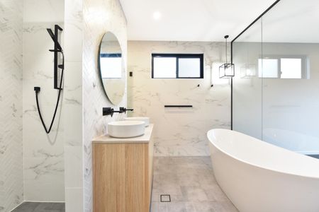 15A Flood Street, Leichhardt NSW 2040 - House For Rent | Domain - Photo 2