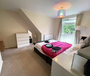 3 Bedroom House - Wentworth Close, Ash Vale - Photo 5