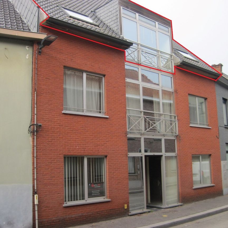 Dakappartement te huur in Kruisem - Photo 1