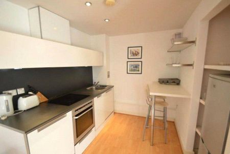 1 bedroom flat to rent - Photo 3