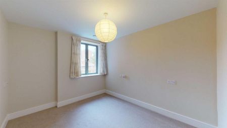 2 bedroom retirement property to rent - Photo 3