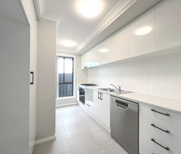 Charming 2-Bedroom House in Wadalba - Photo 6