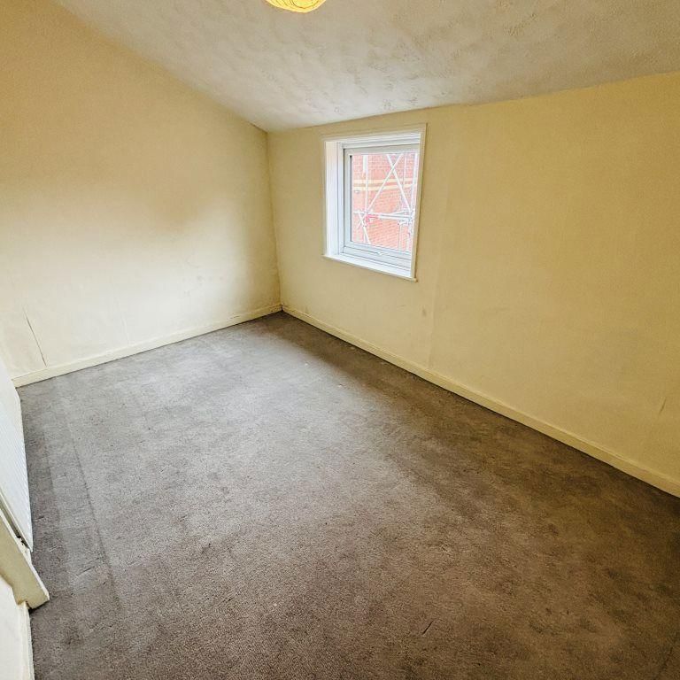 2 bedroom house to rent - Photo 1