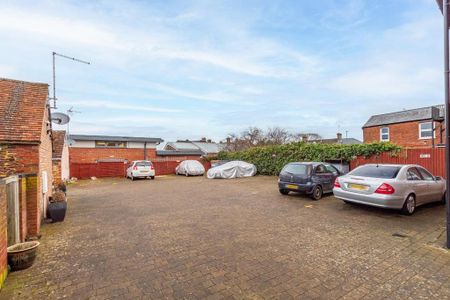 1 bedroom flat to rent - Photo 5