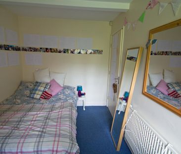 5 bedroom apartment to rent - Photo 2