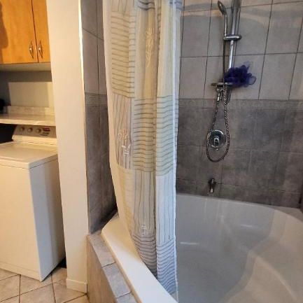 6 1/2 à louer avec 3 Chambres fermées - Photo 3