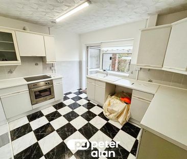 Woodfield Park Crescent, Woodfieldside, BLACKWOOD - Photo 6