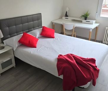 Calle de Cartago, Madrid, Community of Madrid 28022 - Photo 2