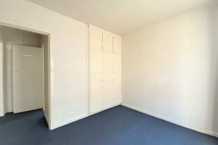 Well appointed and centrally located one bedroom in South Yarra - Photo 3