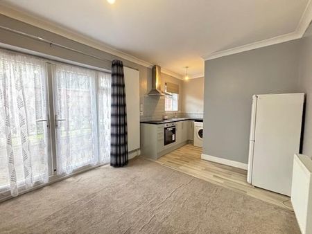 Studio to rent - Photo 4