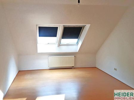 2 Zi. DG-Wohnung in einem Gemeindeteil von Zirndorf - Foto 3