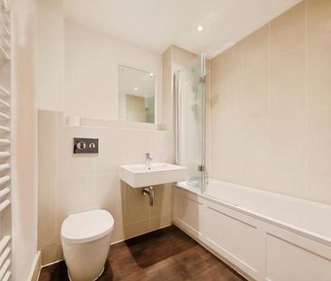 2 bedroom flat to rent - Photo 6