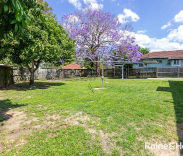 2 Maxwell Street, Riverview, QLD 4303 - Photo 3