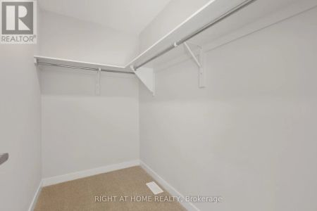 940 SEAGRAVE LANE - Photo 2