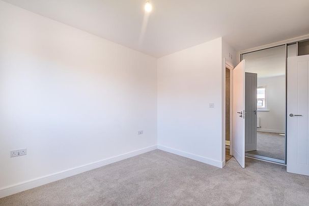 3 bedroom property to rent - Photo 1