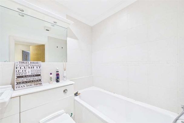 Fairway, Shoppenhangers Road, Maidenhead, Berkshire, SL6 - Photo 1