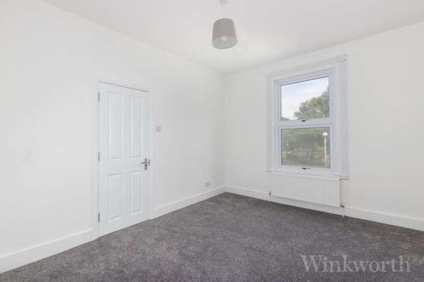 Meeting House Lane, London, SE15 - Photo 1