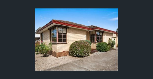 Modern, Low-Maintenance Living in the Heart of Newport - Photo 1