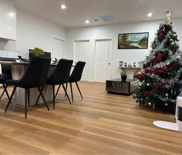 Noble Park - Photo 1