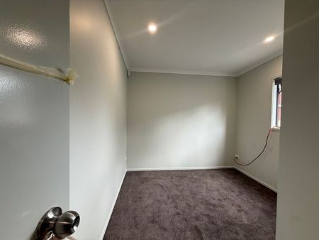 Brand New 2 bedroom Unit - Photo 3