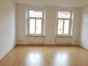 Freiheitsstr. 37, Wohnung 6 – Balkon, Bad mit Wanne, Abstellraum im Treppenhaus, Keller - Photo 3