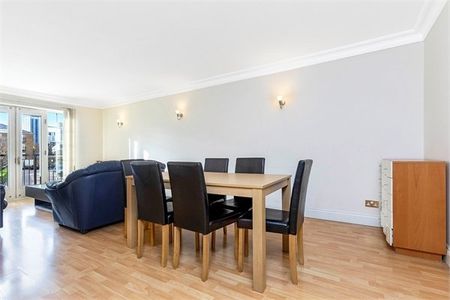 Portland Court, 52 Trinity Street, London, SE1 4JZ - Photo 2