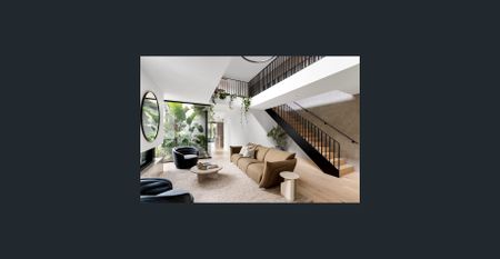 STUNNING FAMILY HOME BY THE BAY - Photo 2