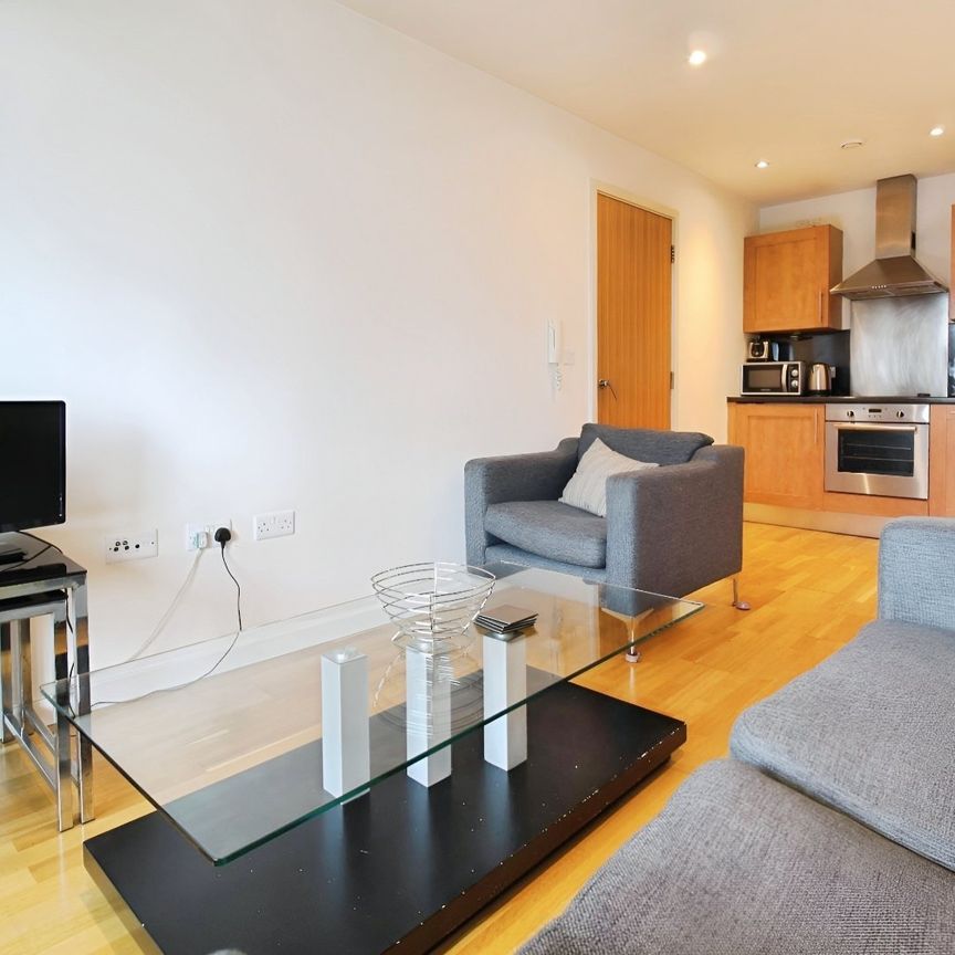 2 bedroom apartment to rent - Photo 1