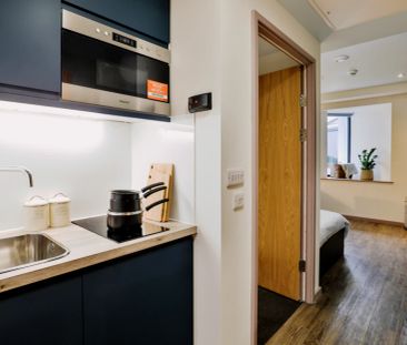 Gold Studio - Photo 1