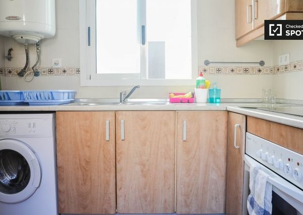 valencia, Valencian Community 46900