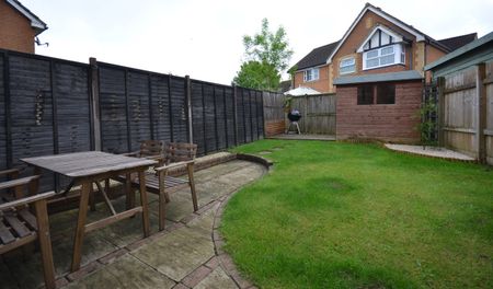 Hop Garden, Church Crookham, Fleet, GU52 - Photo 4