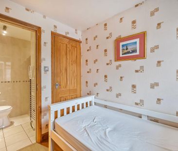 4 bedroom semi-detached house to rent - Photo 4