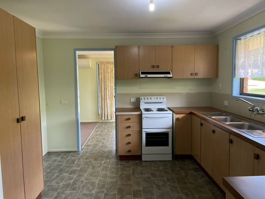 3 Bedroom Brick Home Close to Schools - Photo 1