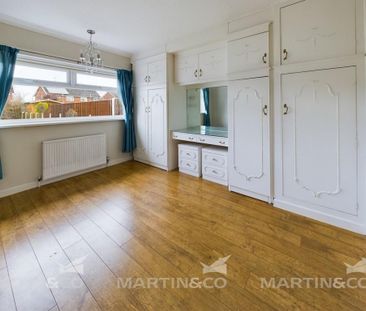 2 bedroom semi-detached bungalow to rent - Photo 3