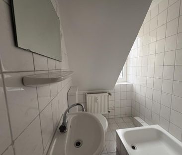 Renovierte 3-Zimmer-Dachgeschosswohnung in Geestemünde - Foto 4