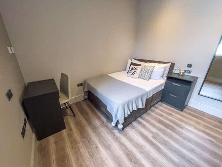 Esher Road, L6 - Photo 4