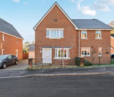 3 bedroom semi-detached house to rent - Photo 1